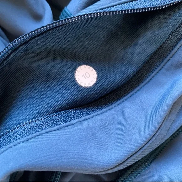 Lululemon Break Free Crop
Night Tide - Picture 5 of 10